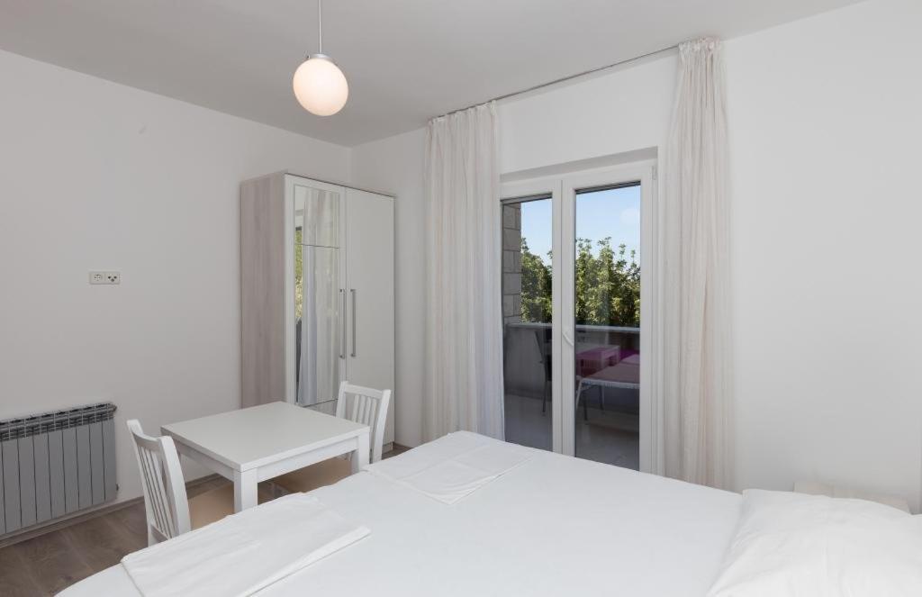 ספלונרה Rooms Villa Basica חדר תמונה