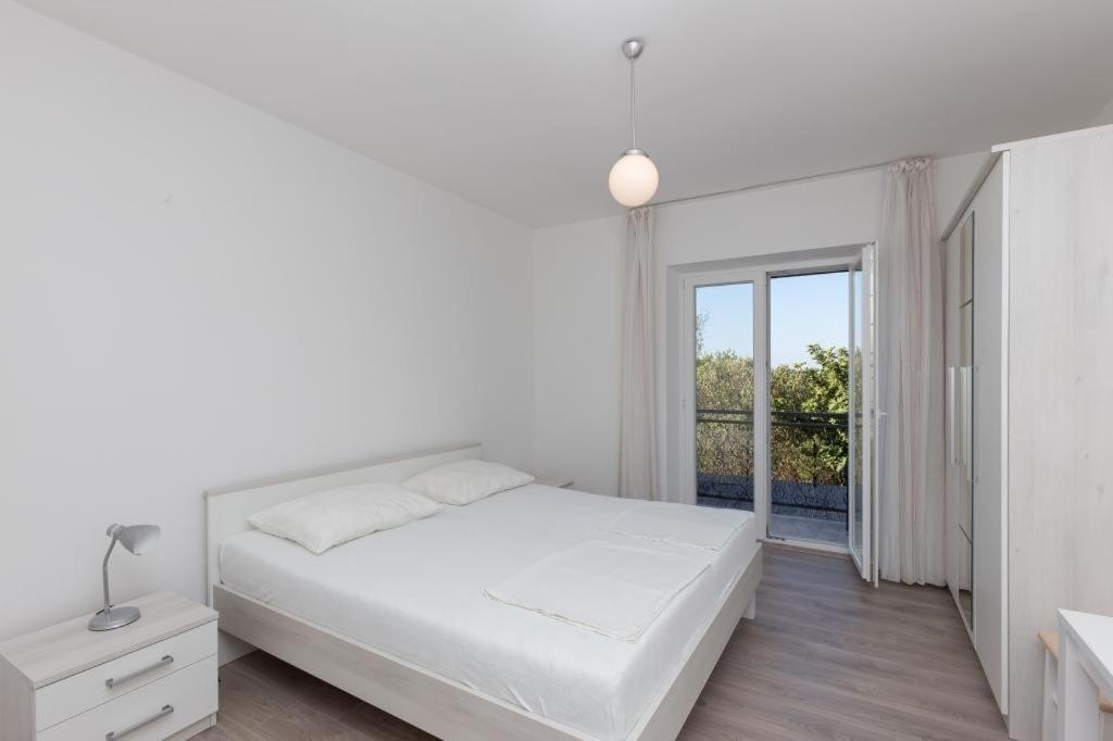 ספלונרה Rooms Villa Basica חדר תמונה