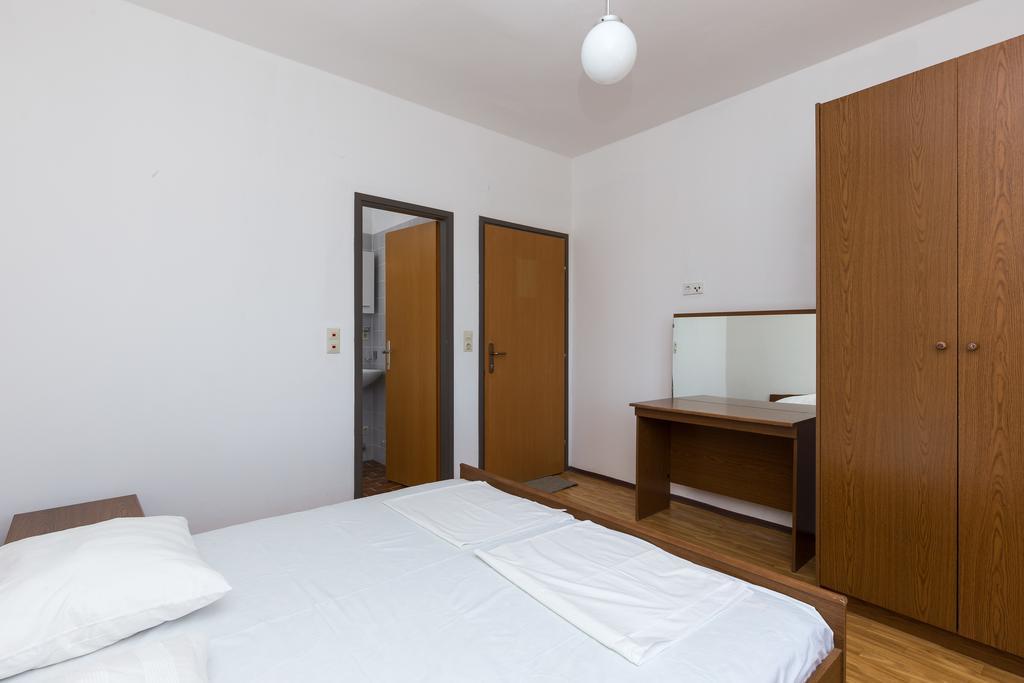 ספלונרה Rooms Villa Basica חדר תמונה